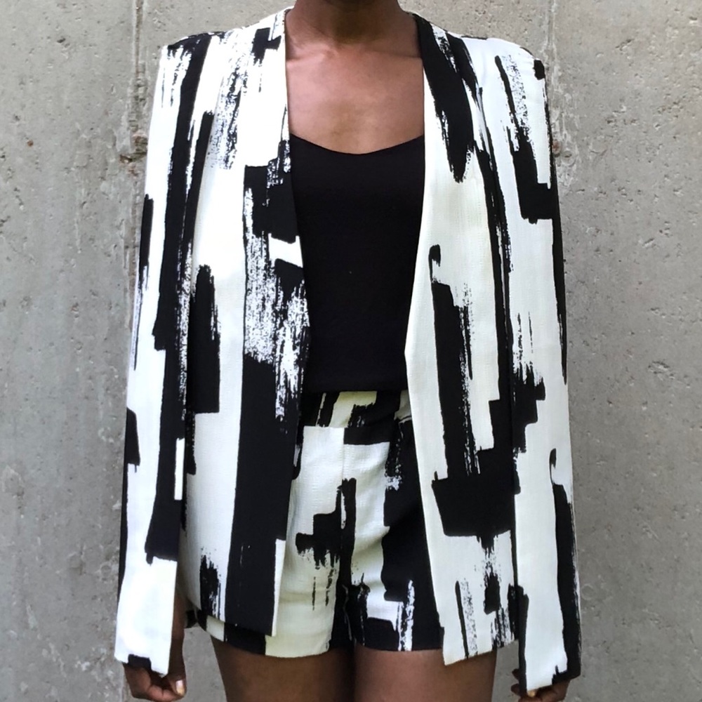 Lavish Alice (Worn Once) Cape & Shorts